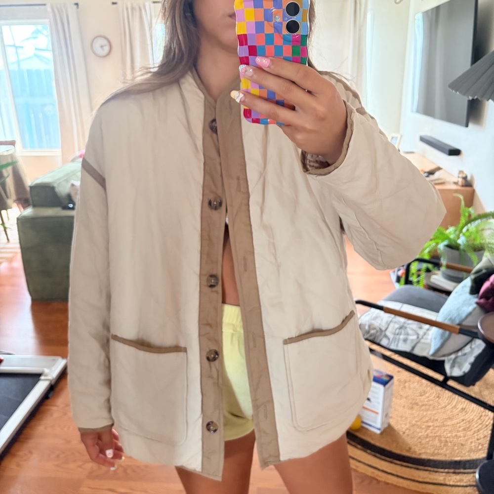 Reversible Lightweight Puff Jacket - image 2